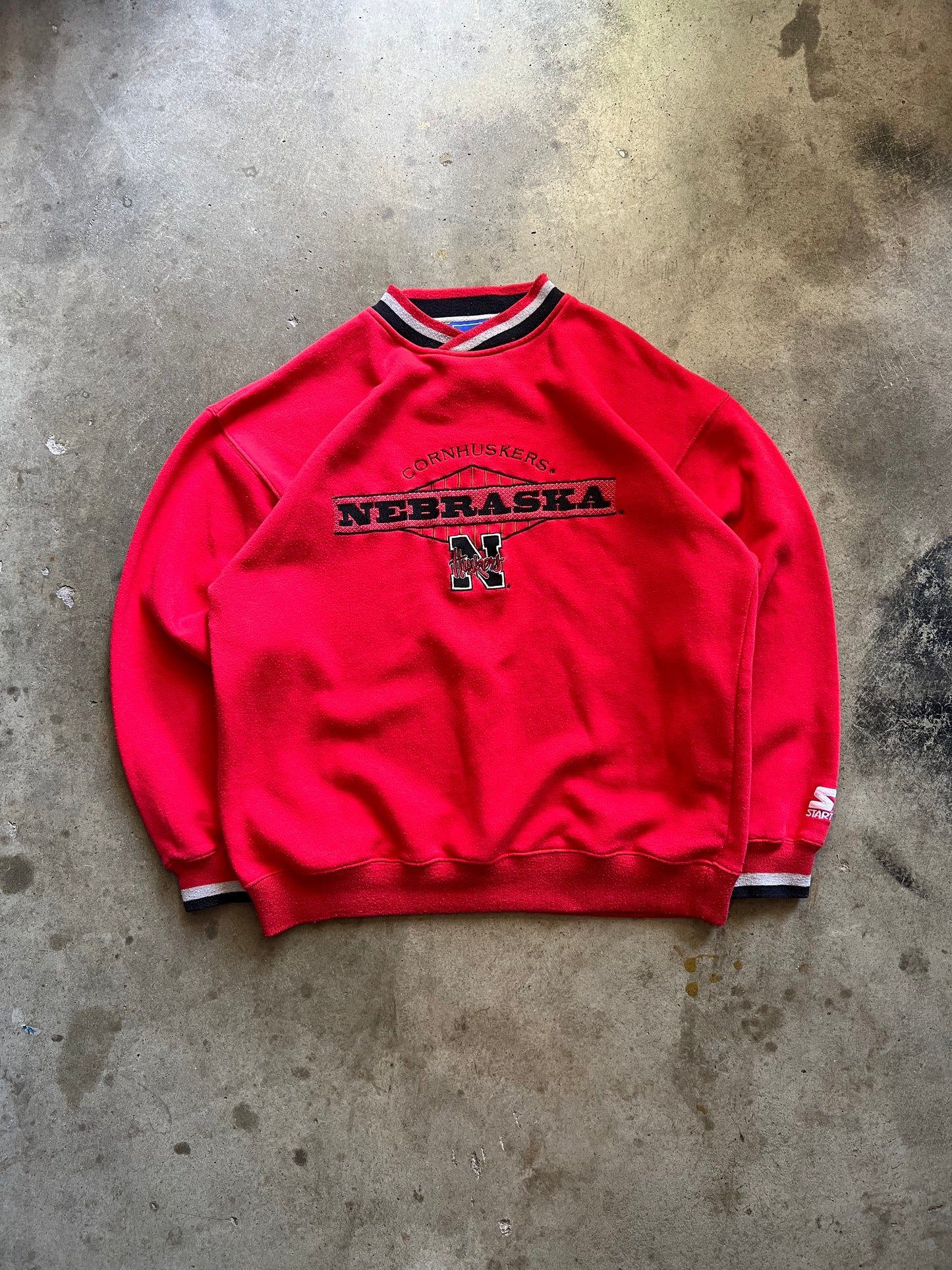 Nebraska Cornhuskers Starter Crewneck - L