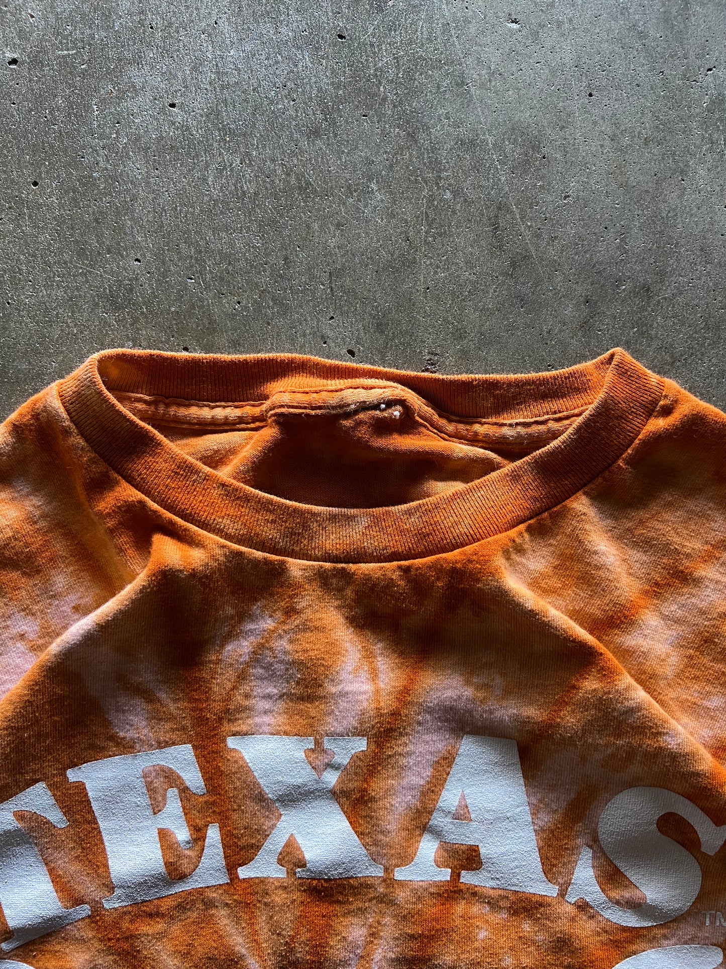 Texas Long Horns Tye-Die Tee - XL