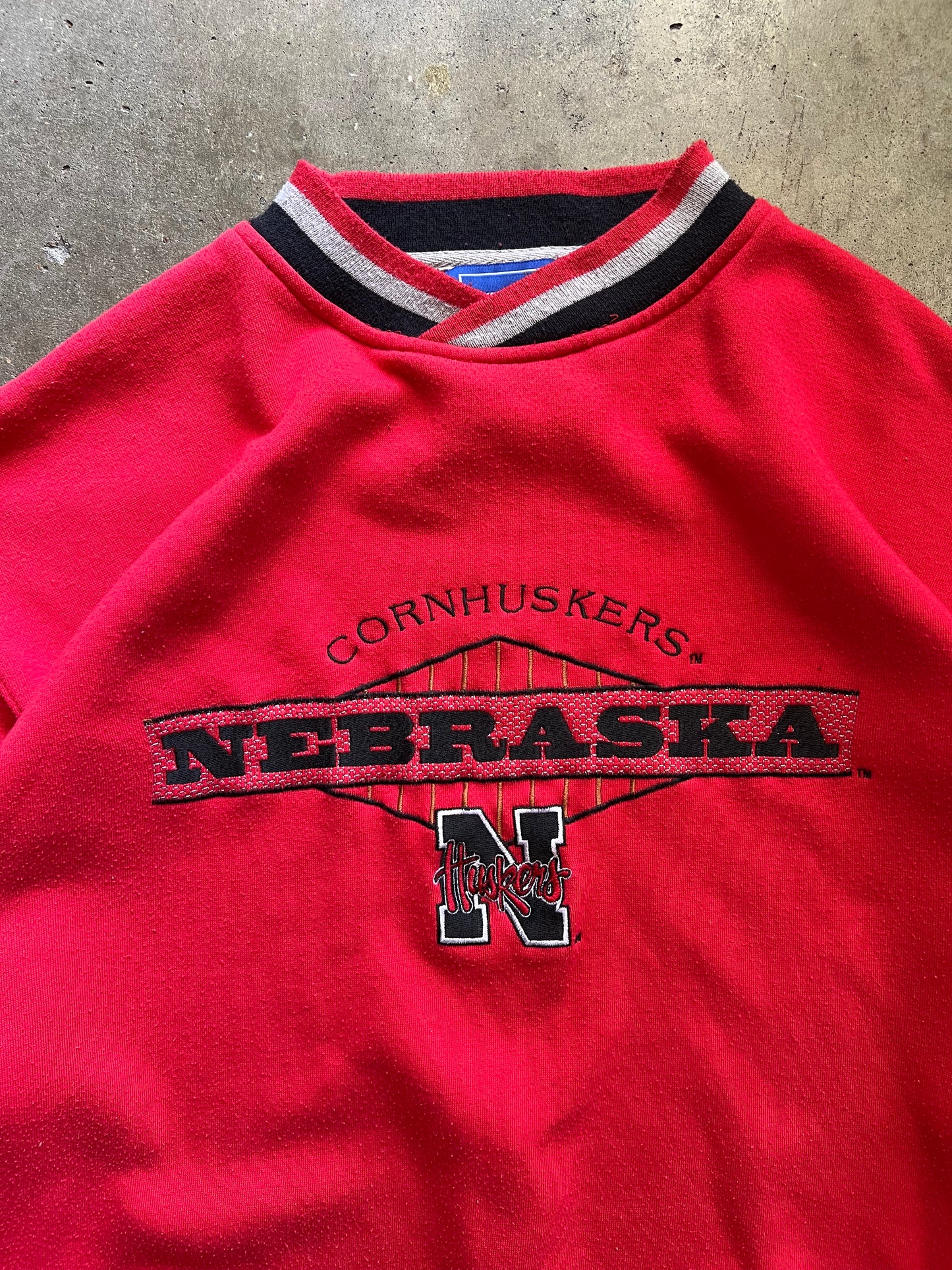 Nebraska Cornhuskers Starter Crewneck - L