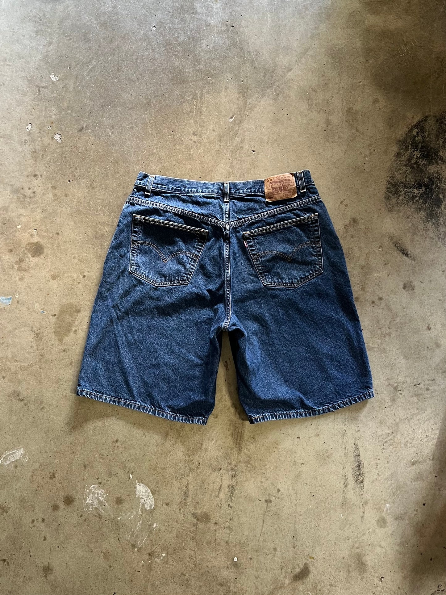 Levi’s 560 Jean Shorts - 40