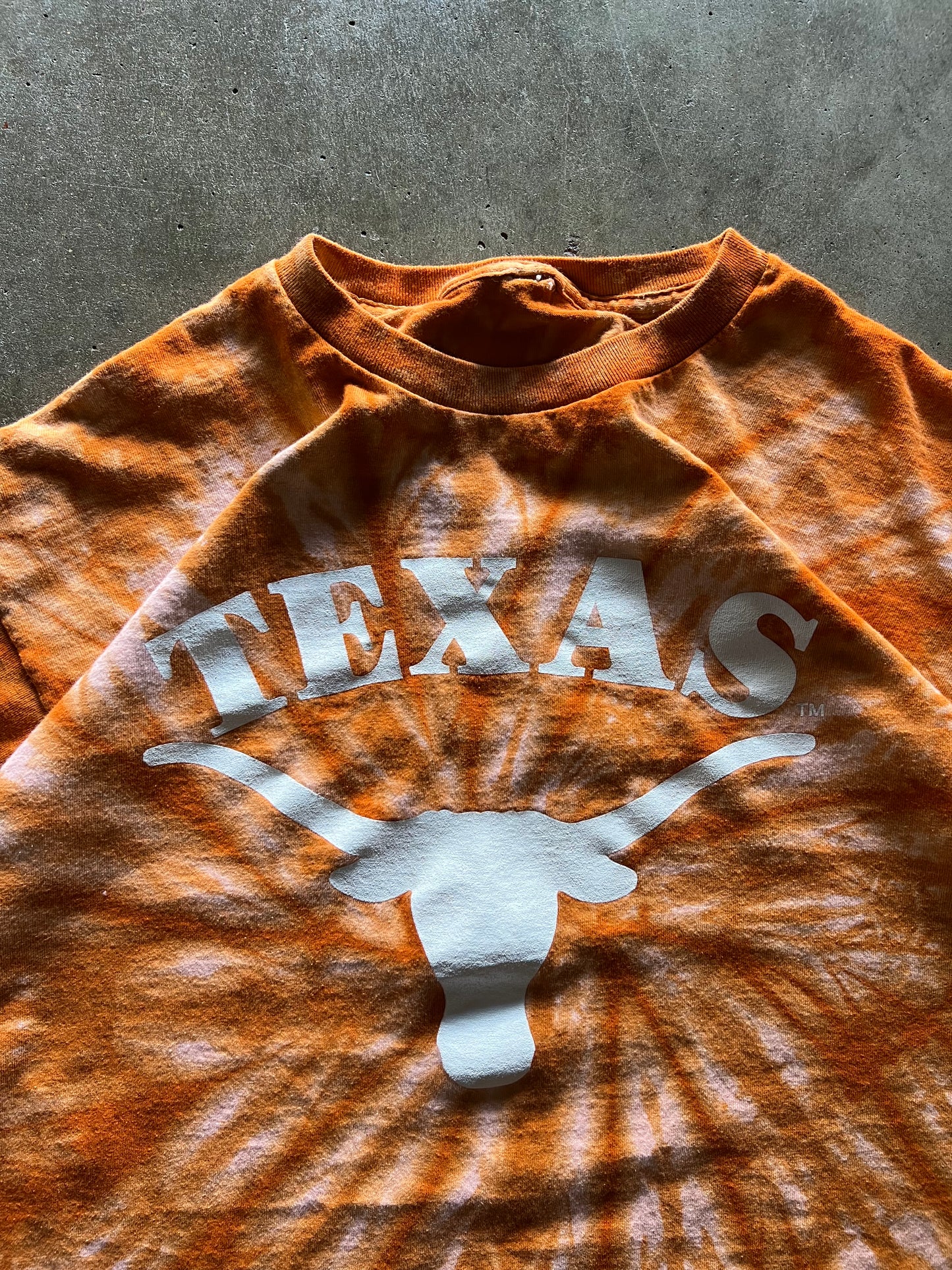 Texas Long Horns Tye-Die Tee - XL