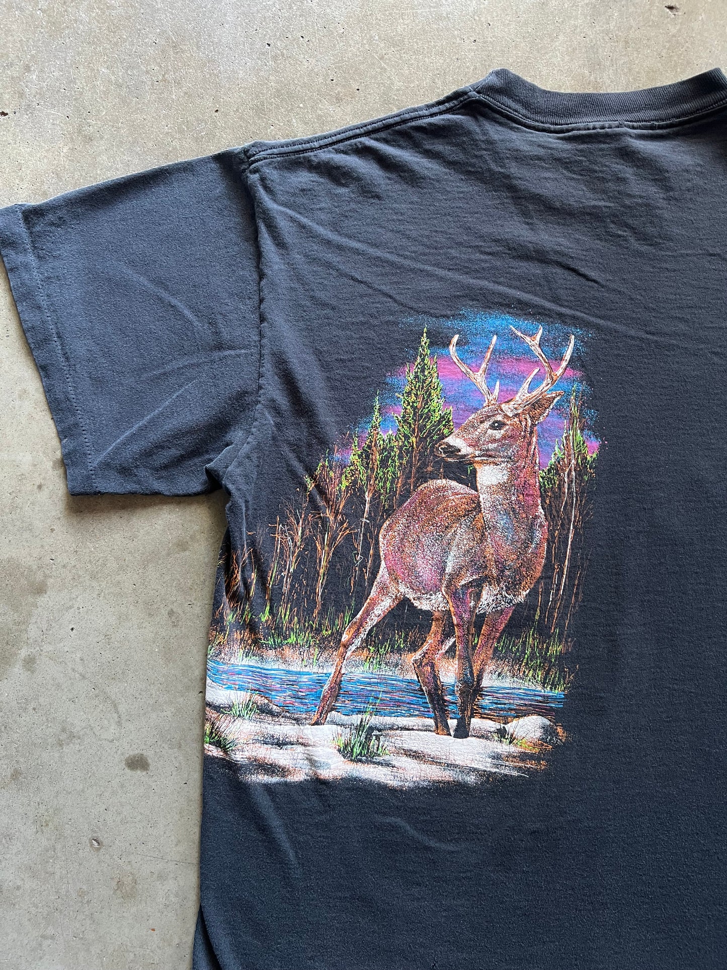 Deer Nature Tee - L