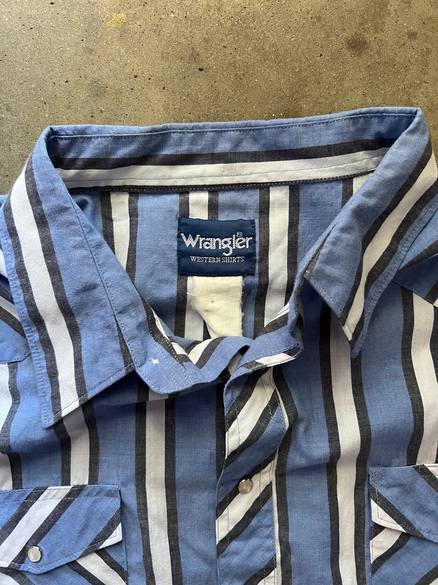 Wrangler Blue/White Stripe Flannel - L