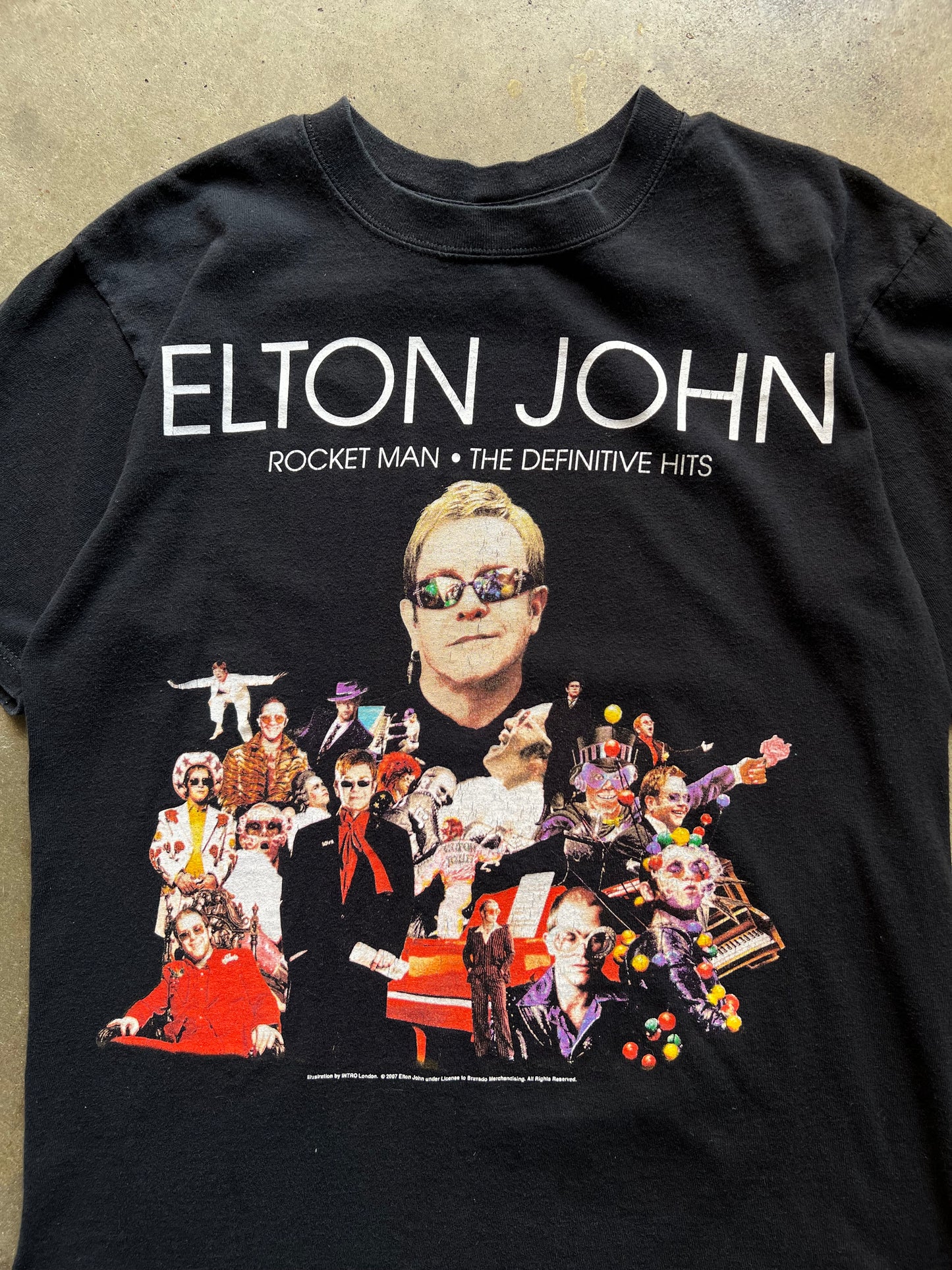 Elton John Tour 2010 Tee - M