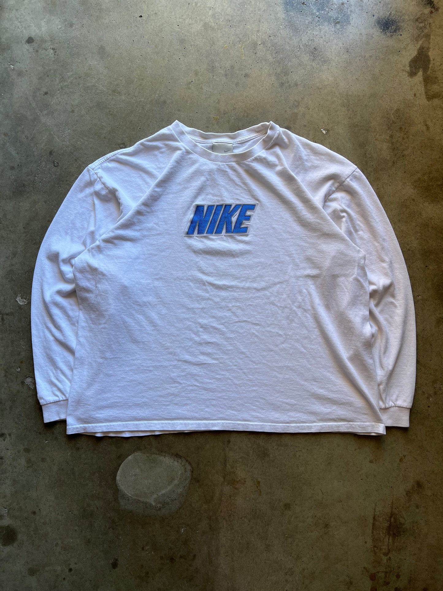 Nike White Long Sleeve Tee - L