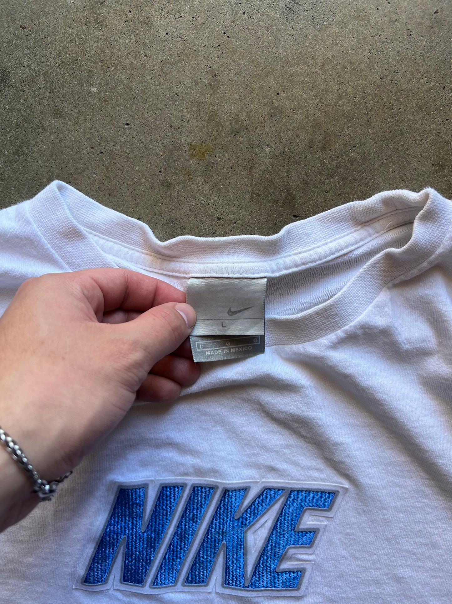 Nike White Long Sleeve Tee - L