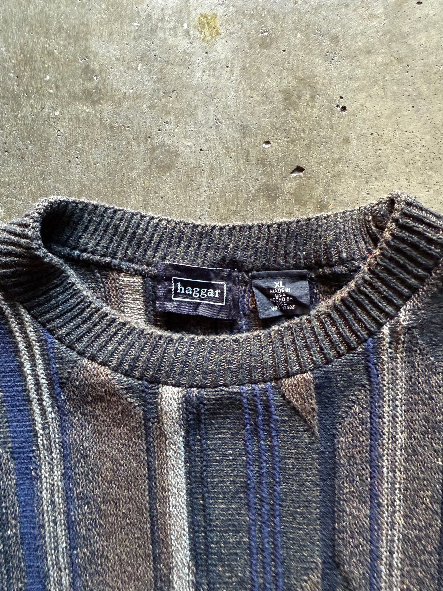 Haggar Sweater - L