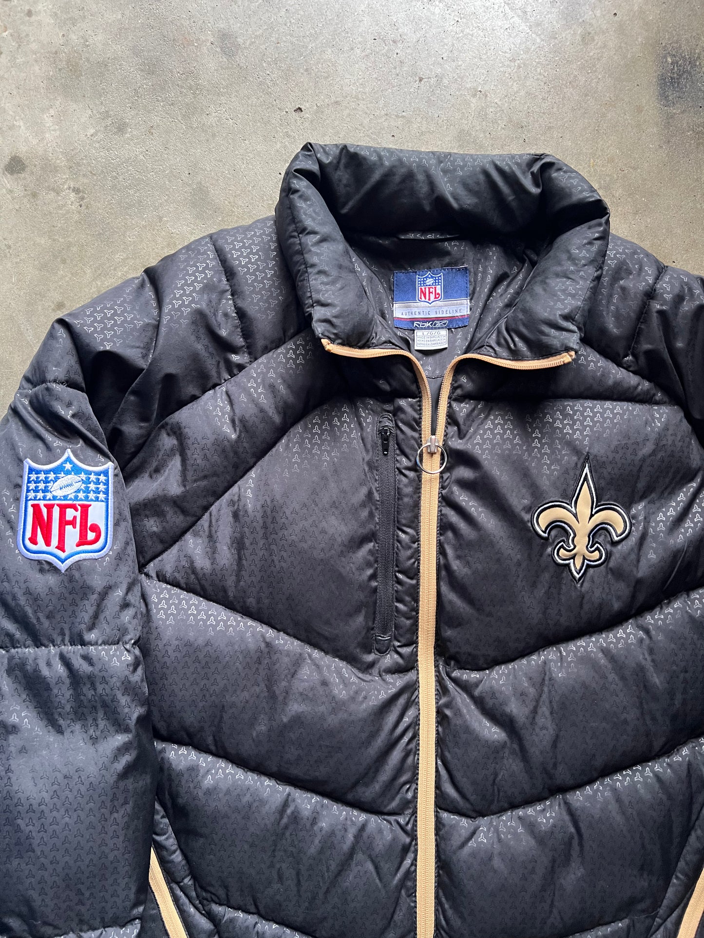 Saints Authentic Sideline Reebok Jacket - L