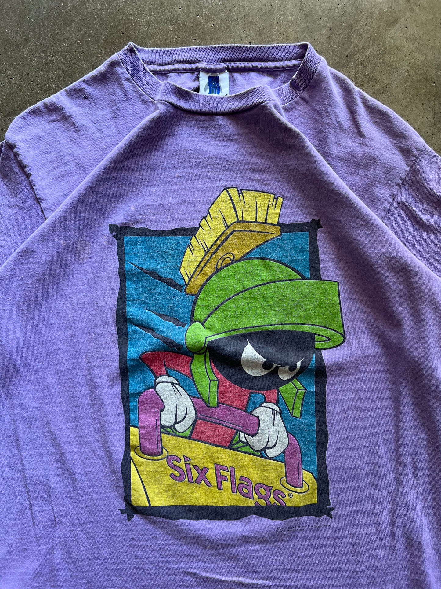 Six Flags Marvin The Martian Tee - L