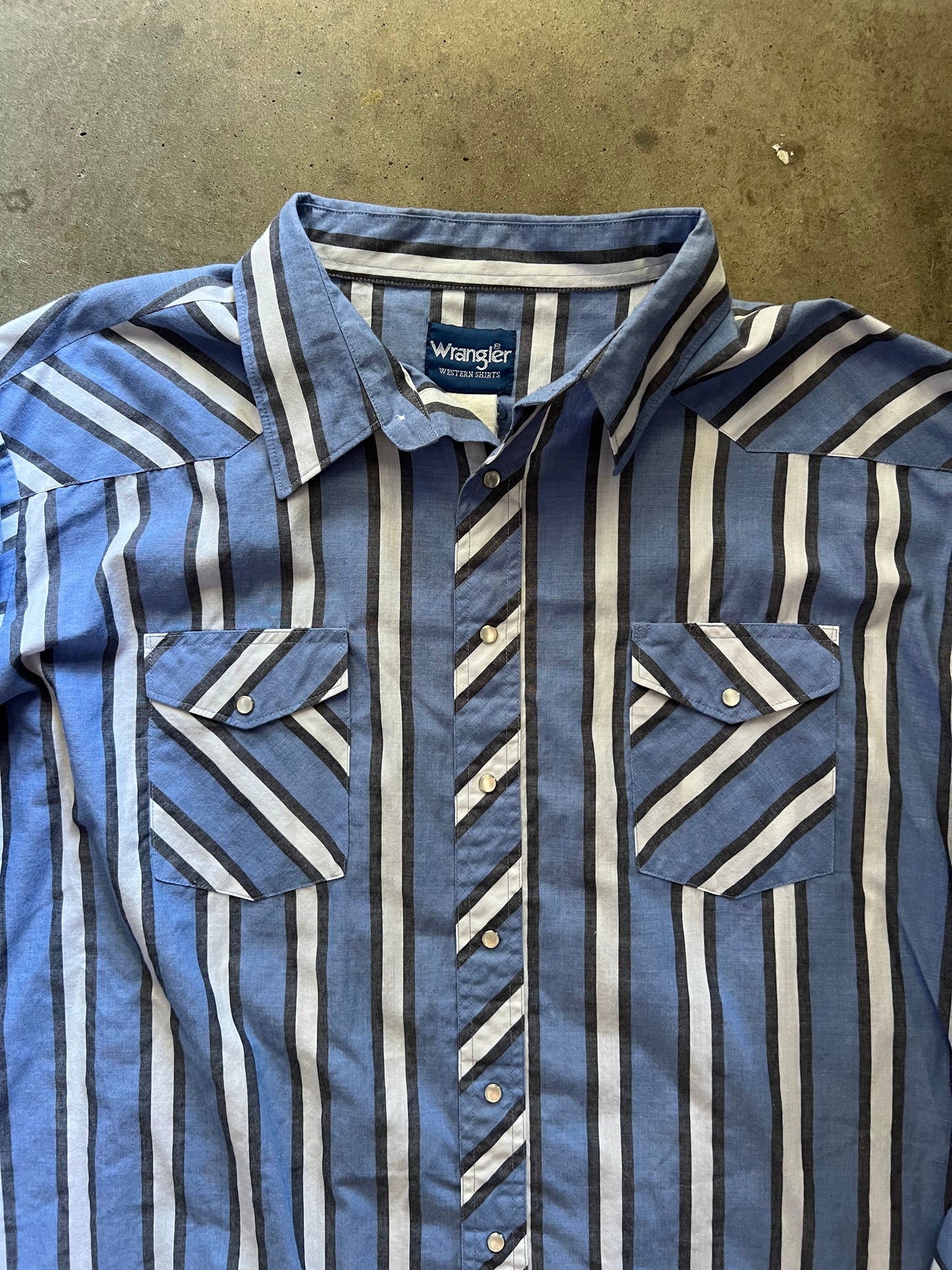 Wrangler Blue/White Stripe Flannel - L