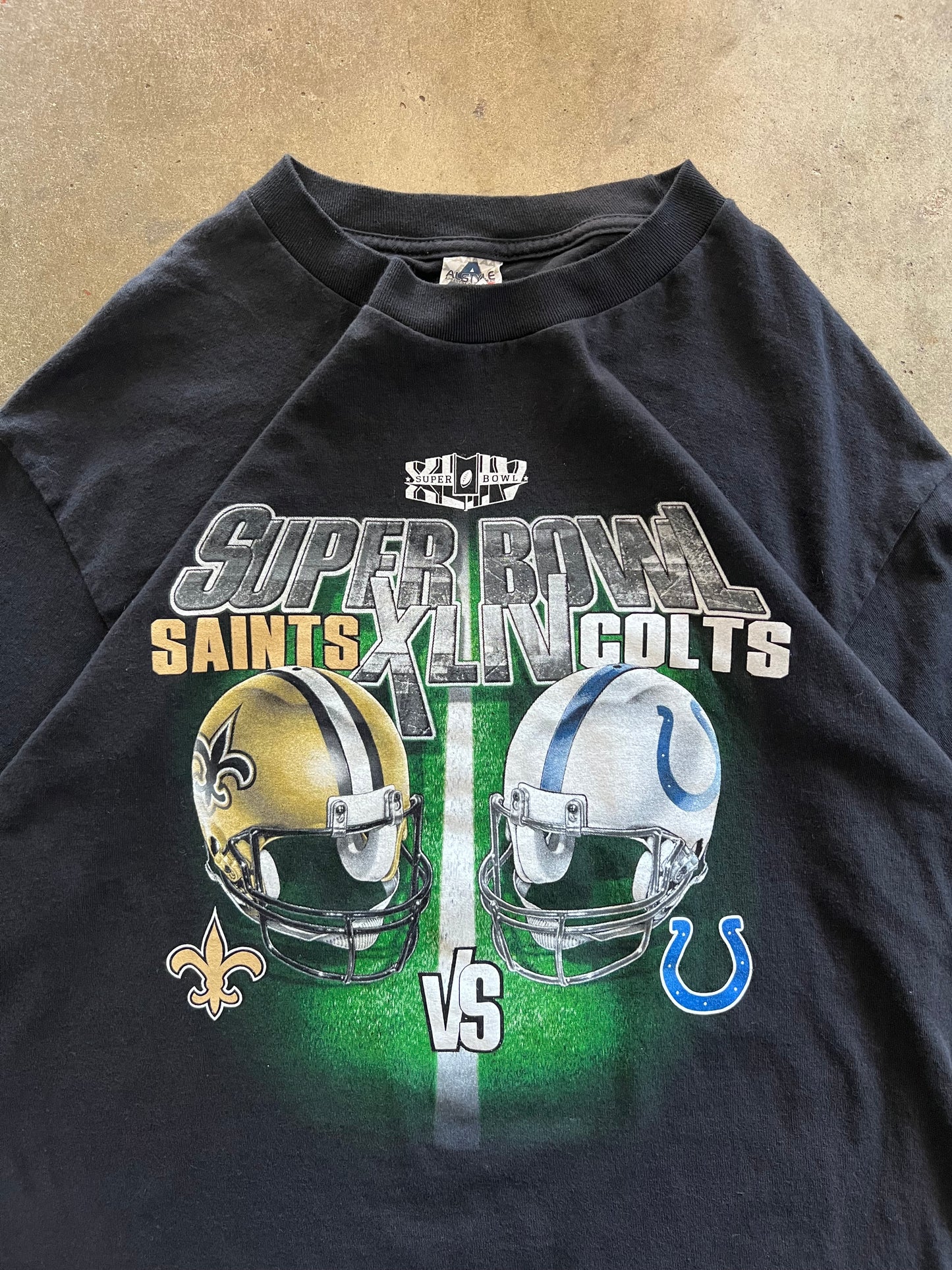 Saints V. Colts Super Bowl Tee - L