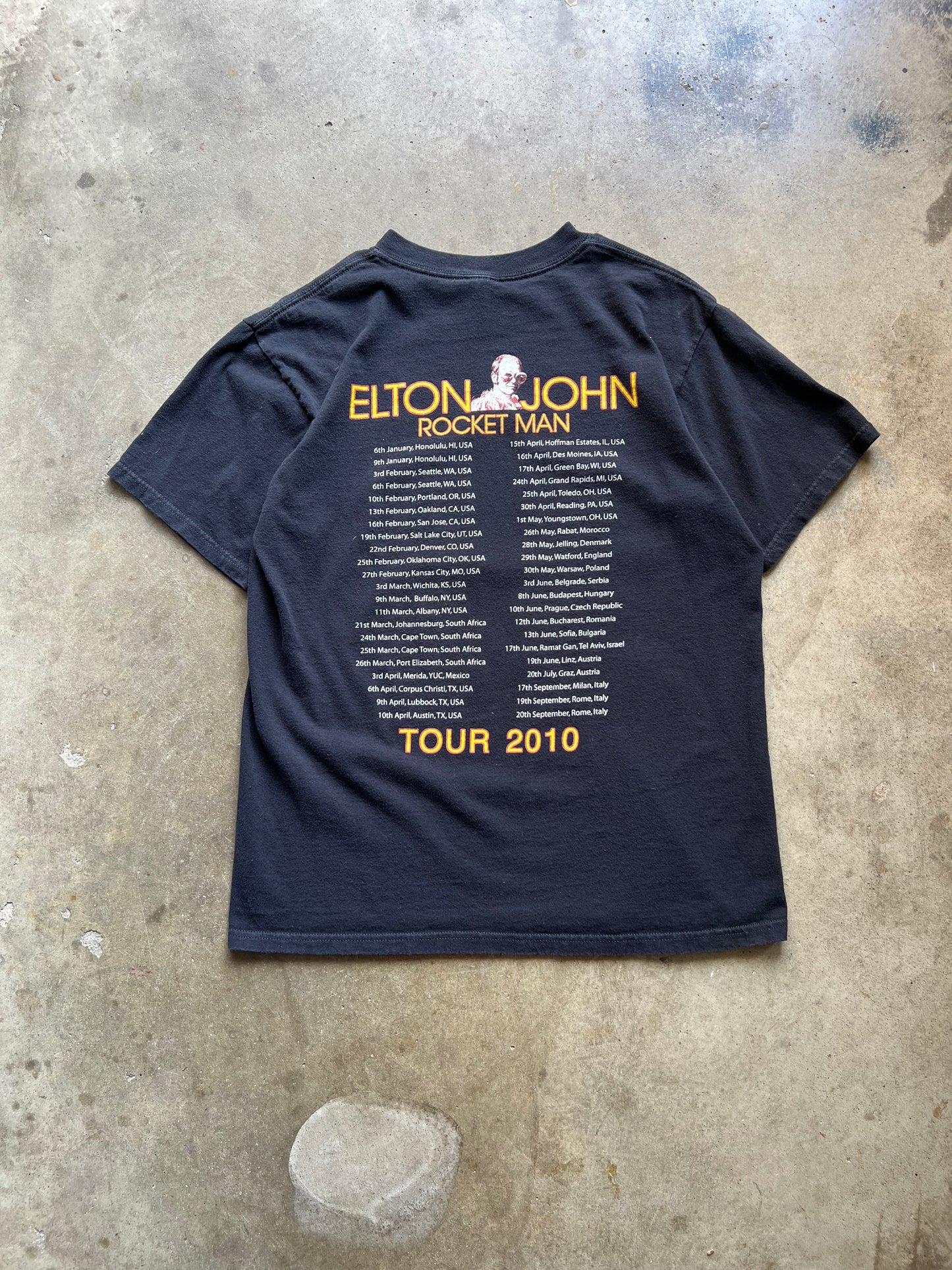 Elton John Tour 2010 Tee - M